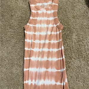 Aerie Tie-Dye Tank Top in Peach and White